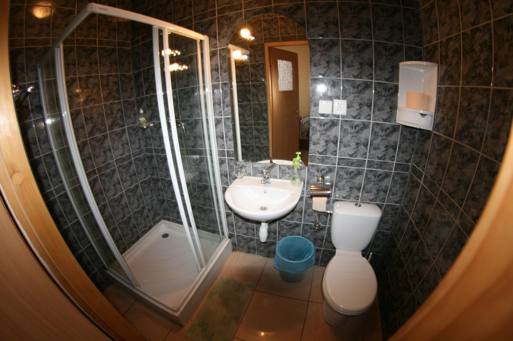 Hotel Daisy Budget كراكوفيا المظهر الخارجي الصورة