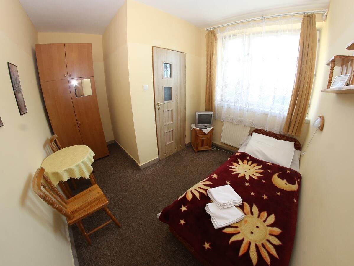 Hotel Daisy Budget كراكوفيا المظهر الخارجي الصورة
