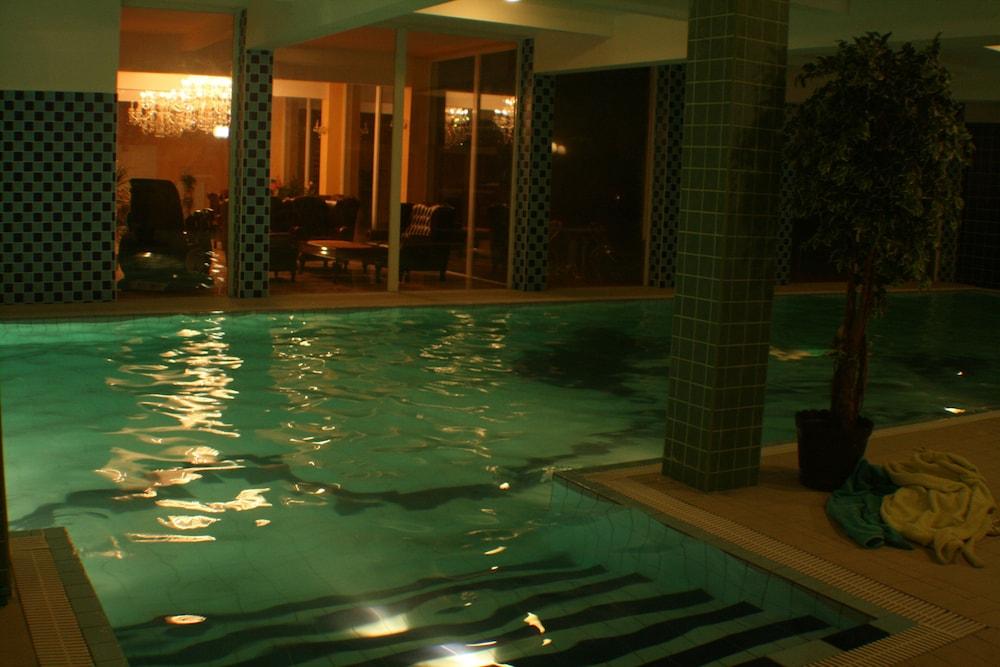 Hotel Daisy Budget كراكوفيا المظهر الخارجي الصورة