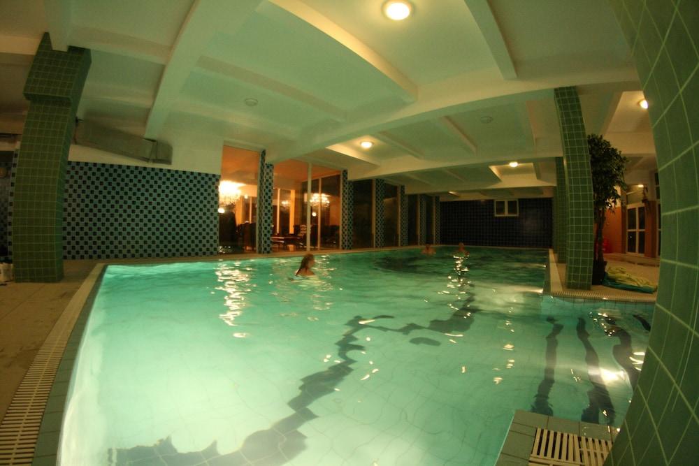 Hotel Daisy Budget كراكوفيا المظهر الخارجي الصورة