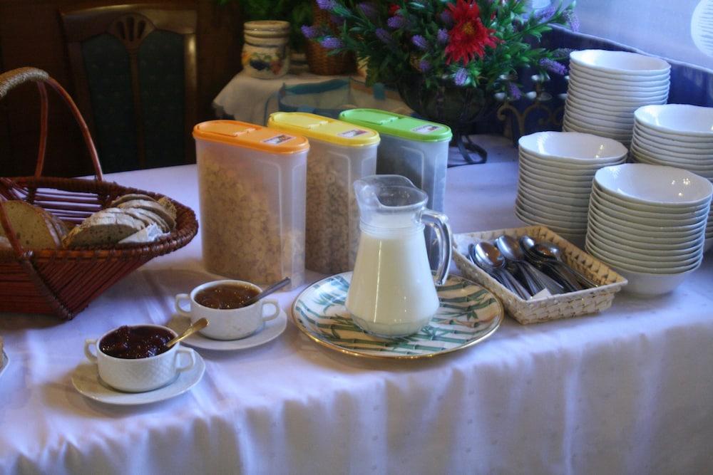 Hotel Daisy Budget كراكوفيا المظهر الخارجي الصورة