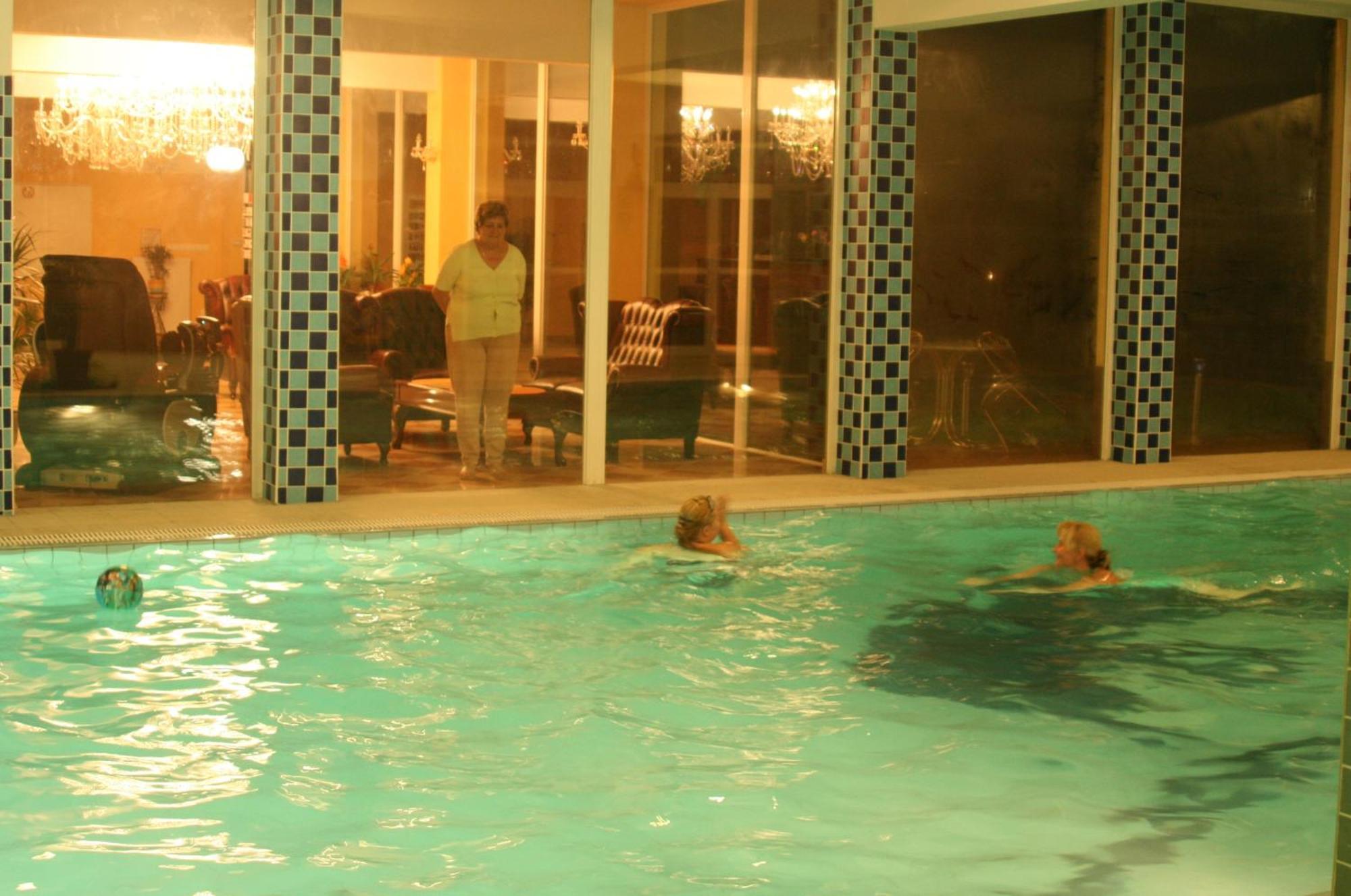 Hotel Daisy Budget كراكوفيا المظهر الخارجي الصورة